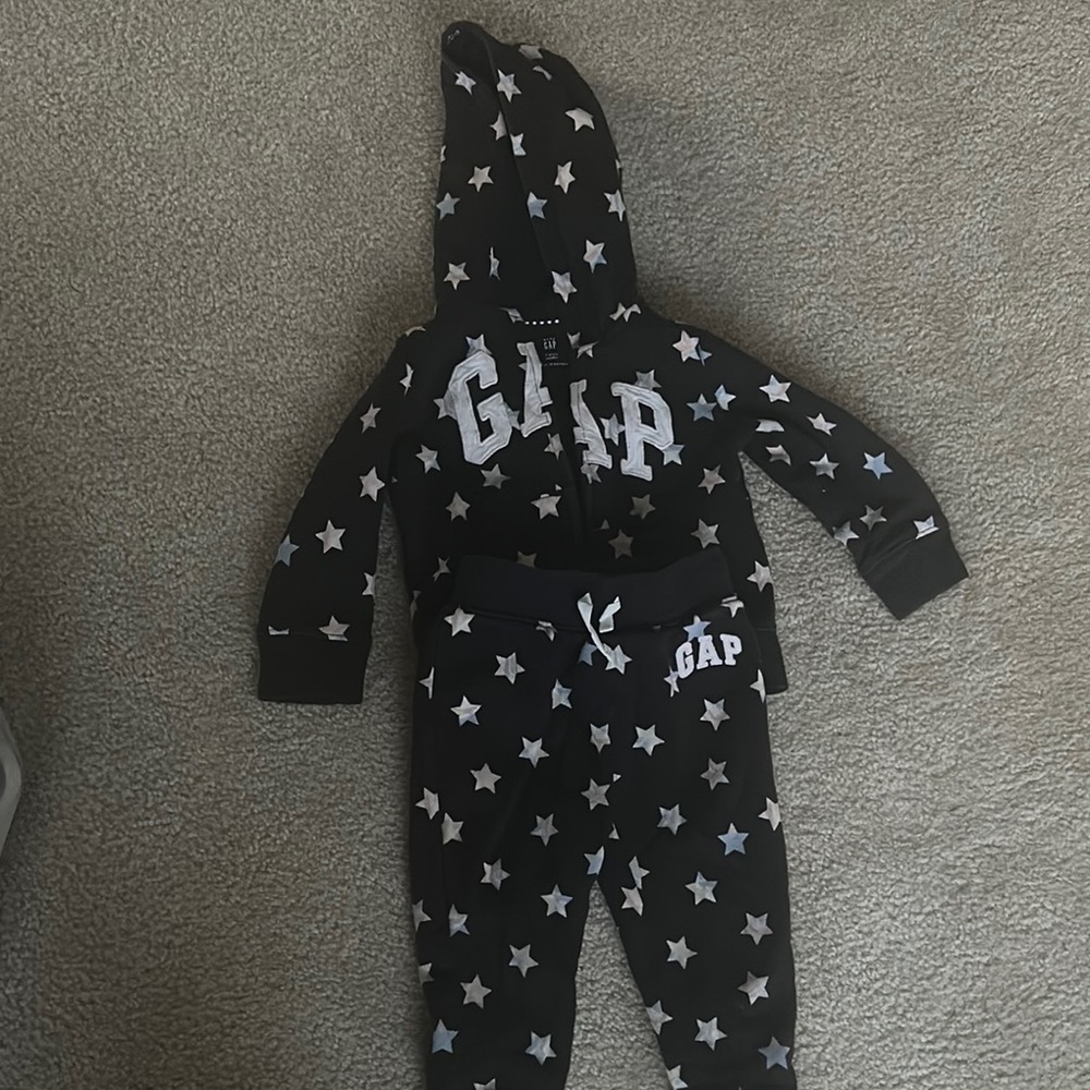 GAP Black and White Star Hoodie and Pants Set